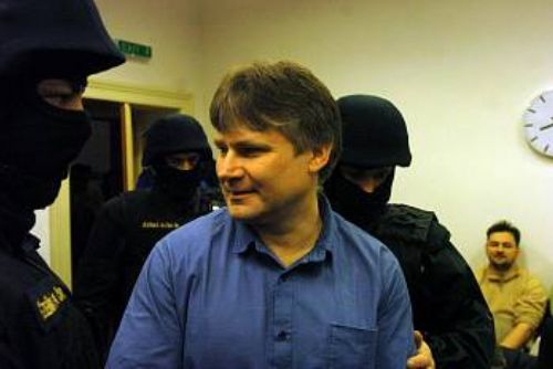 Foto: Soud v Plzni bude v pondělí znovu rozhodovat o Kajínkovi