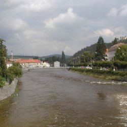 Z rodinného domu v Sušici ukradli šperky za desetitisíce