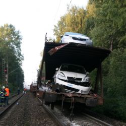 U Kařízku se srazily vlaky, škoda přes čtyři miliony