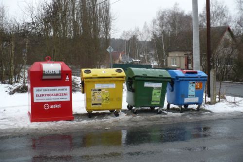 Foto: V centru Plzně přibyly kontejnery na elektroodpad