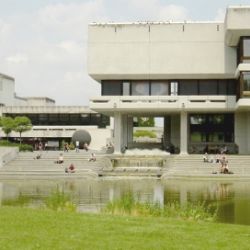 Za znalosti specifik Bavorska a Česka mají absolventi na trhu práce body navíc