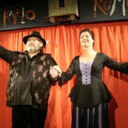 Alfa hraje v pondělí premiéru incenace Čert tě vem!