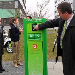 ČEZ otevřela další dobíjecí stanici elektromobilů v Plzni 