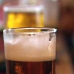 dTest: Nákup alkoholu na internetu? Pro děti žádný problém 