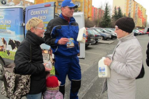 Foto: Milknatur zahajuje na Plzeňsku rozvoz mléka až do domu