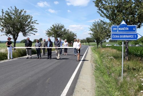 Foto: Na severu Plzeňska přibyl další opravený úsek silnice 
