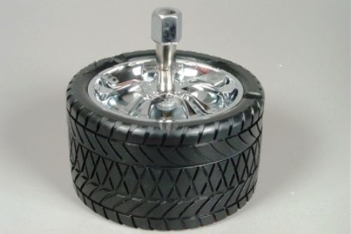 Foto: Nové štítky na pneumatikách pletou zákazníky
