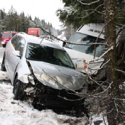 Páteční dopoledne na silnicích kraje: Čtyři vážné nehody