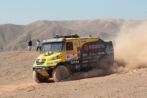 Foto: Plzeň přivítá nejlepší posádku rallye Dakar