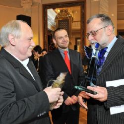 Plzeňským Andělem roku 2012 je Karel Ženíšek