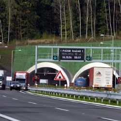 Pravidelný servis omezí v úterý dopravu v tunelu Valík