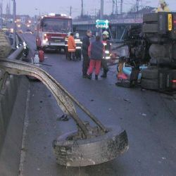 Dálnici na Tachovsku blokovala nehoda tří aut