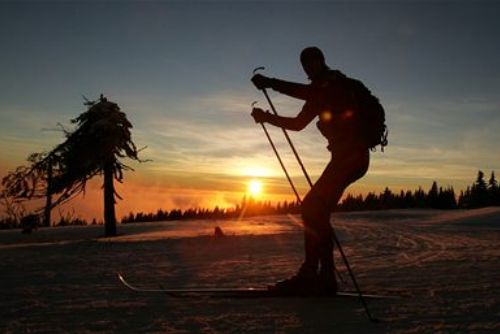 Foto: Ski areál Těškov zve na středeční večerní závod na běžkách