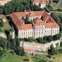 Studenti sochařství zahájí v sobotu výstavu Chotjeshow 