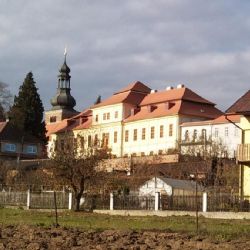 Svojšínský zámek ožije o víkendu slavnostmi