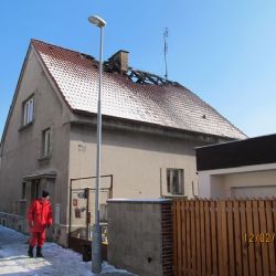 V Červeném Hrádku hořel dům, škoda půl milionu