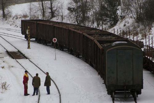 Foto: Cestující z Plzeňska čekají na vlak na mrazu
