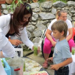 Valnou hromadu Davida a Goliáše osvěžily letní koktejly