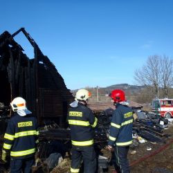Ve Smrčí u Kolince na Klatovsku shořela stodola