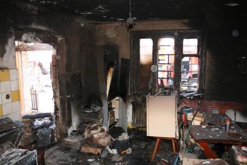 Foto: Ve Všepadlech hořela chalupa, škoda 400 tisíc