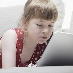 Brzdou digitálního vzdělávání je malá podpora učitelů