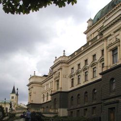 Plzeňské divadlo uvedlo premiéru Manon