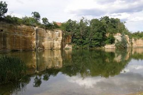 Foto: Do dvou let se kvalita vody v Košuteckém jezírku zlepší 