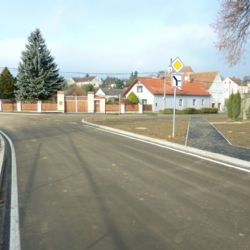 Hlohová a Krchleby mají nové silnice