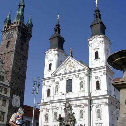 Klatovské náměstí a klášter v pátek hostí Noc vědců