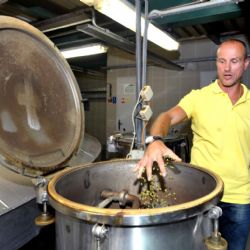 Martin Straka vařil nefiltrovaný ležák Radegast 