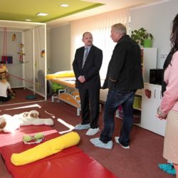 Michal Hašek v kraji navštívil i dětské Centrum Hájek 