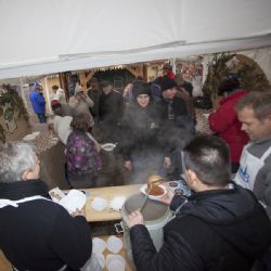 Na náměstí v Plzni v pátek rozdají 100 litrů gulášovky 