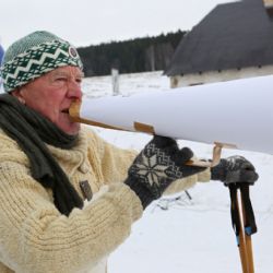 Na Šumavě zahájila Bílá stopa, letos o 30 kilometrů tras víc