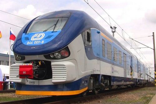 Foto: Na tratě v kraji letos přibudou nové vozy RegioShark