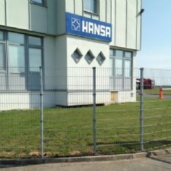 Oplocení mezinárodní společnosti HANSA zajistila firma Ploty Kodl, s.r.o.