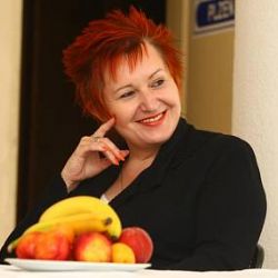 Při narozeninách republiky v Plzni zazpívá Eva Urbanová 