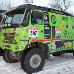 Přijďte si před plzeňské školy prohlédnout ´dakarskou´ Tatru 