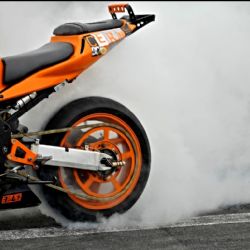 Prvomájová vyjížďka motorkářů
