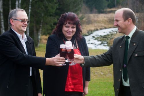 Foto: Šumava má své pivo na Březníku. Je uvařené z borůvek 
