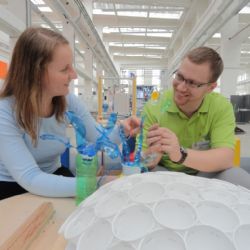 Techmania sbírá plastové lahve k rozkvětu 