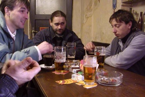 Foto: Opilí hosté chtěli zmlátit obsluhu hospody v Klenčí