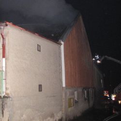 V Lubech vyhnal požár nájemníky do mrazu  