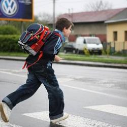 Z hlavních tahů v Plzni mizí přechody pro chodce