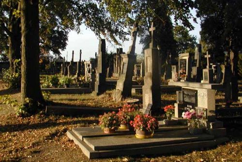 Foto: Mikulášský hřbitov získá od církve město