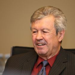 Františku Plassovi popřál hejtman k sedmdesátinám