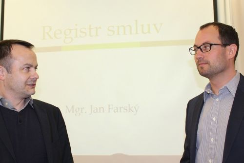 Foto: Jan Farský: Cinklým smlouvám díky Registru smluv odzvoní