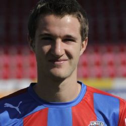 Marek Hanousek přestupuje z Viktorie zpět do Dukly 