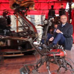 Miroslav Kalousek v Plzni: Stihl kolotoč, koňský povoz i pivo 