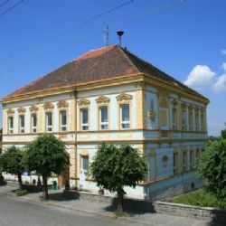 Návštěvnící Štěnovic budou v sobotu moci za místním dokumentem i pivem