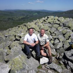 Návštěvníkům Šumavy poradí česko-německé hlídky strážců